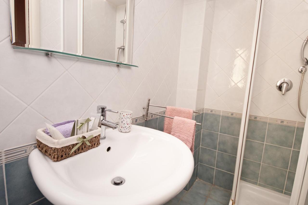 파세지아테 로마네 B&B 외부 사진
